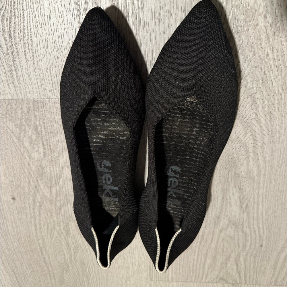 Rothy's Black Flats Sleek Comfortable Loafers